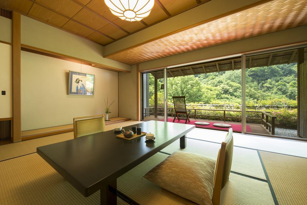 Fujiiso (Adults Only) Hotel Takayama  Buitenkant foto
